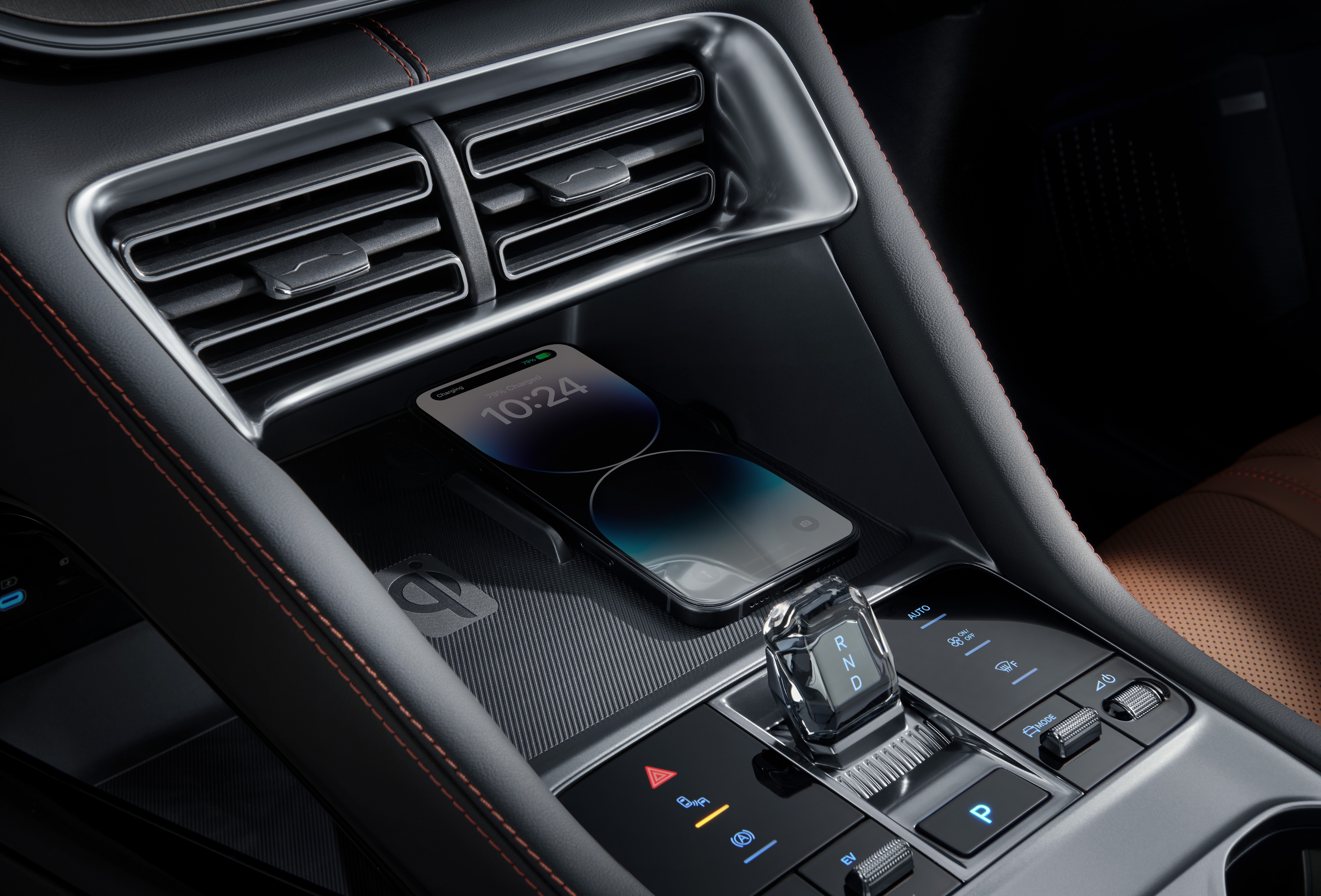 Беспроводная зарядка для смартфона